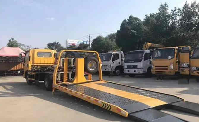 昌宁汽车中途维修案例